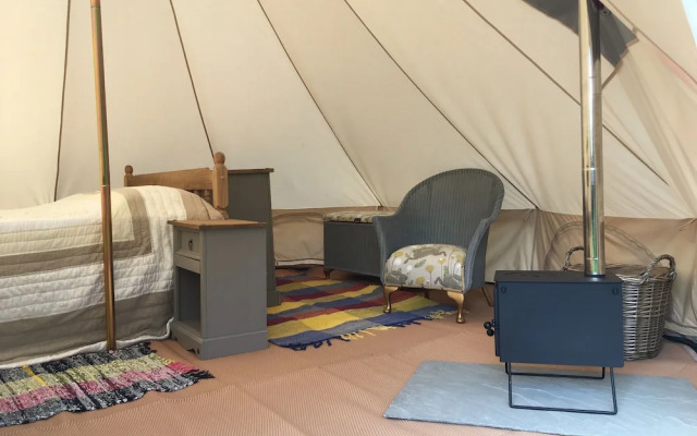 Glamping at The Homestead - Ensuite Bell Tent