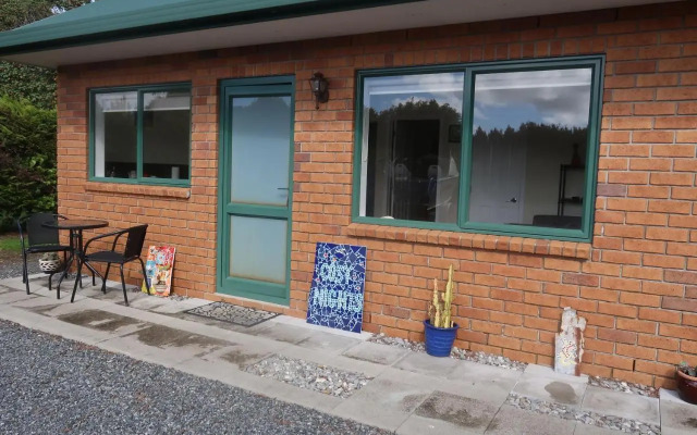 Cosy Nights - modern, self-contained with parking