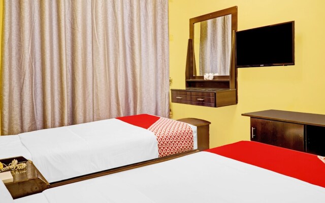 Moon Creek Hotel by OYO Rooms