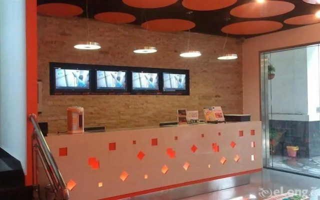 Pod Inn Guangzhou Li Wan Lu Cai Hong Qiao