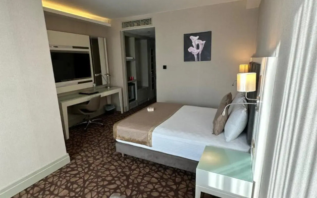 The Conforium Hotel Van