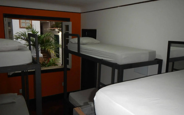Pura Vida Hostel