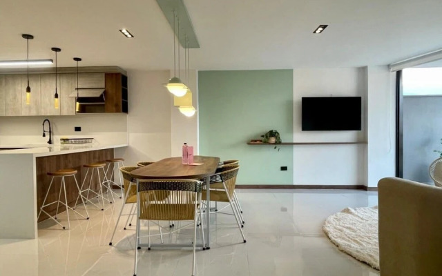 w Stunning 3BR With Terrace in Laureles