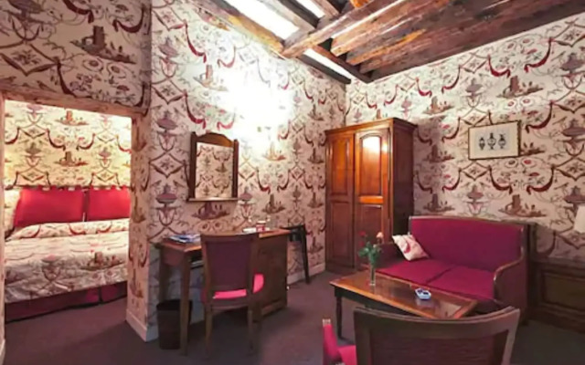 Relais Hotel Du Vieux Paris