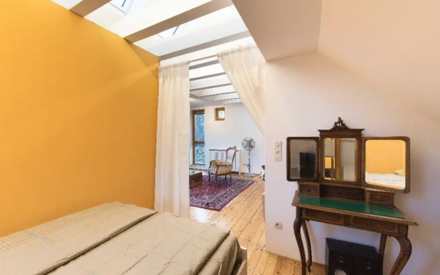 Cosy Gallery