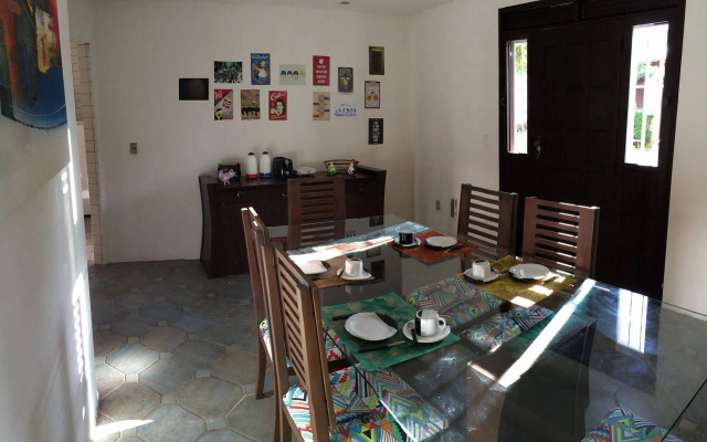 Get Up Hostel