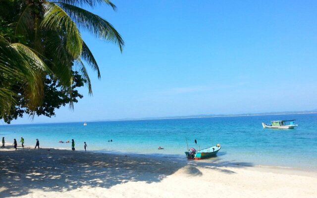Kapas Island Resort