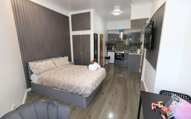 VR Apartments