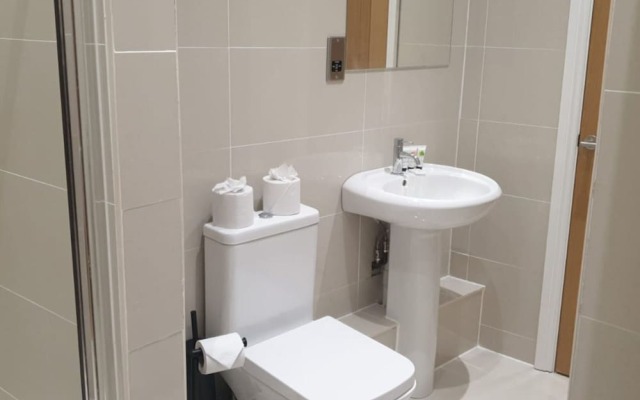 Luxe One Bed W/city View Near Ipswich Waterfront