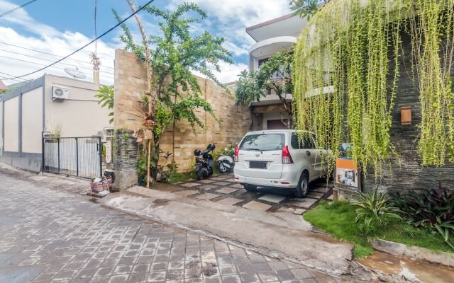 ZenRooms Denpasar Gelogor Carik 1