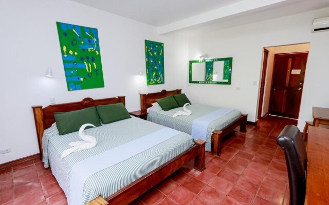 Hotel California - Manuel Antonio