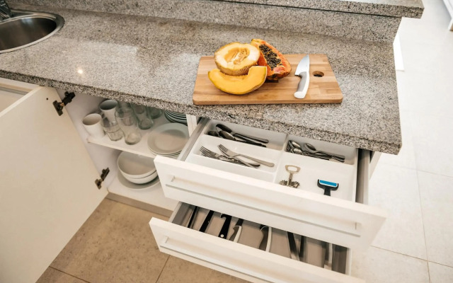 New Apartment Sueno pool area private Beach guard