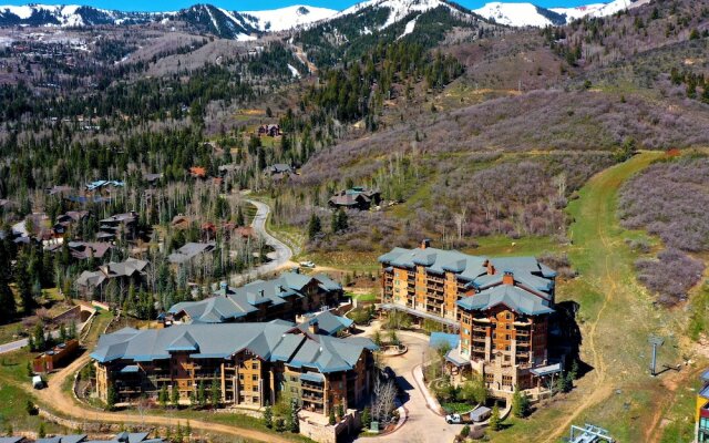 Tranquil Timbers Penthouse