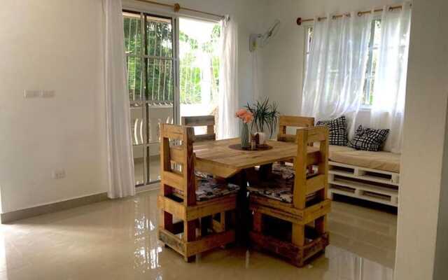 "family Suite - Apartment 1 in Villa Coconut"