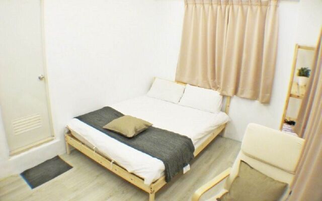 Travelers Little House 2