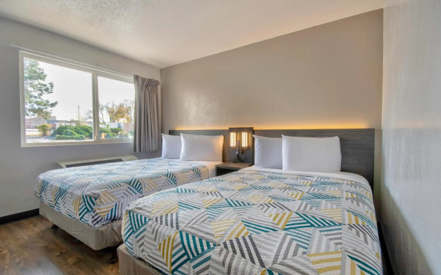 Motel 6 Santa Fe