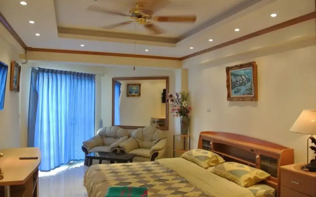 Jomtien Beach Condominium A2 F13 R4