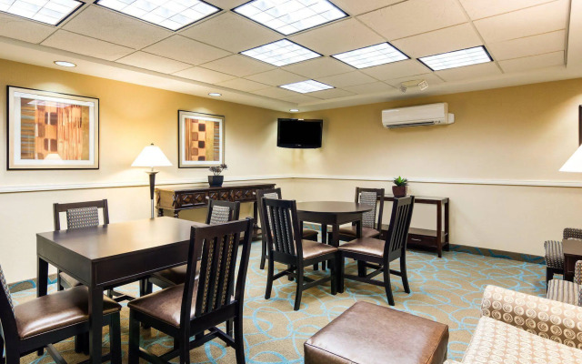 Suburban Extended Stay Hotel Quantico