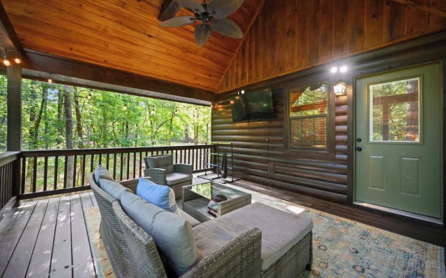 Sunset Ridge Cozy Cabin for 6