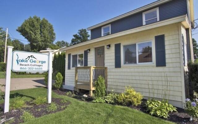 Beach Cottages at Lake George