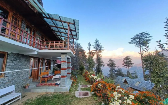 Ishan Log Huts- Boutique Homestay- since 1999
