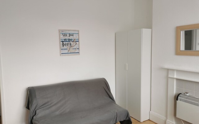 Coombe Lodge Holiday Flats