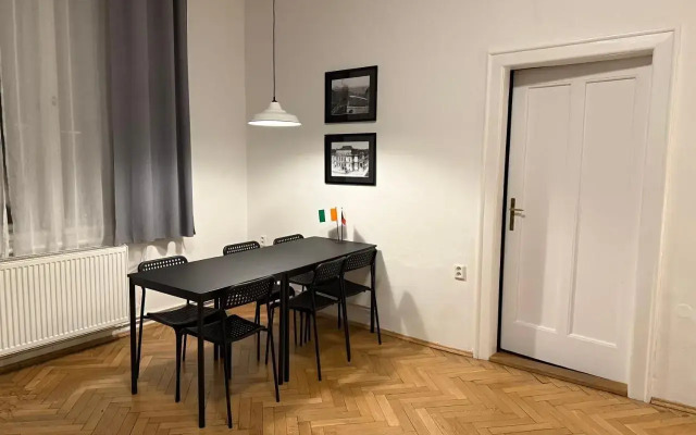Castle View Apartment