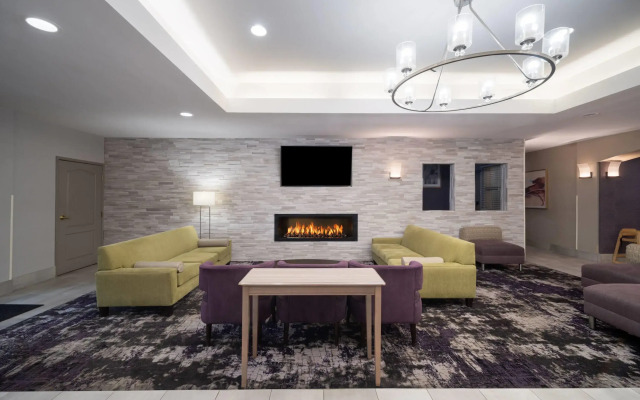 La Quinta Inn & Suites by Wyndham Atlanta Stockbridge
