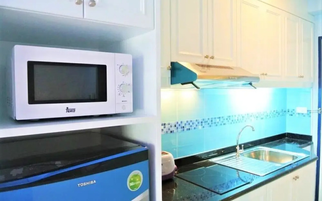 Jomtien beach condominium studio apartment 12th floor