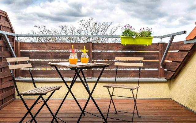 Schöne Dachterasse NETFLIX & PRIME Zentral Modern bis 4 Pers
