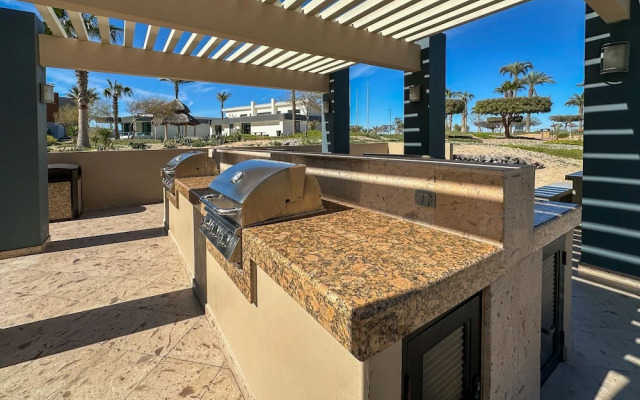 Luxury New Oceanfront Condo 5BR Sleeps 12