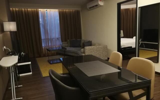 M Roof Hotel & Residences