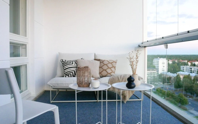 City apartment with view from 11th floor