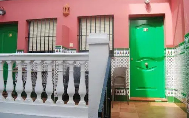 Hostal Rompeolas