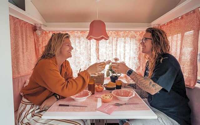 Het Caravannetje B&B - retro glamping