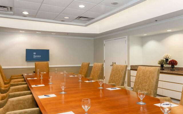 Sheraton Suites Market Center Dallas
