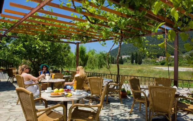 Hovolo Hotel Apartments