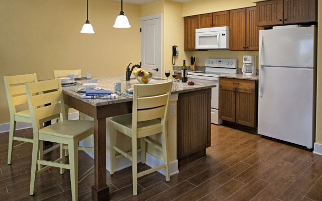 Bluewater Resort & Marina by Spinnaker Resorts