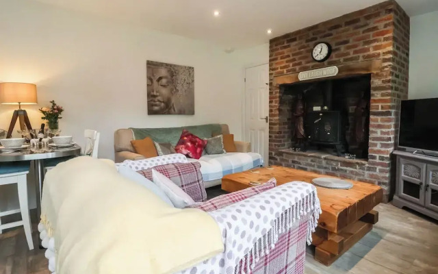 Ellesmere Cottage