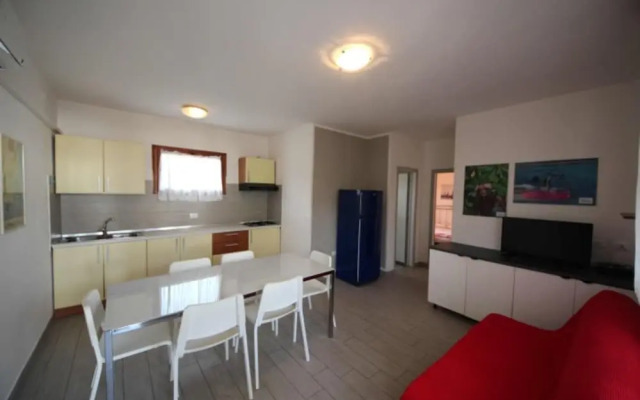 Charming Apartment With AC, Garden and Parking