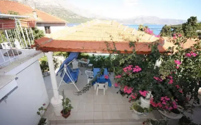 Studio Apartment Vedran Blu