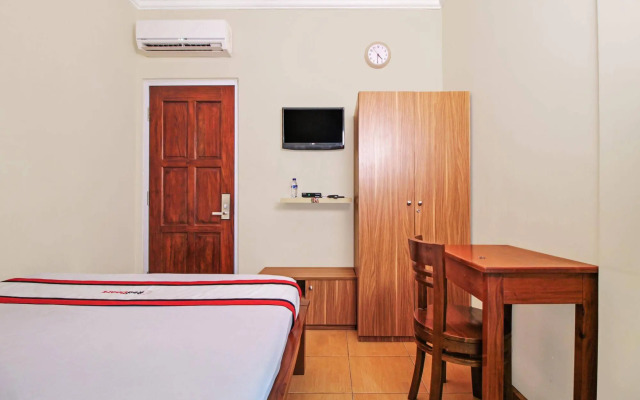OYO 371 Kwitang Guest House