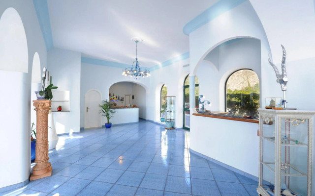 Hotel Torre Saracena