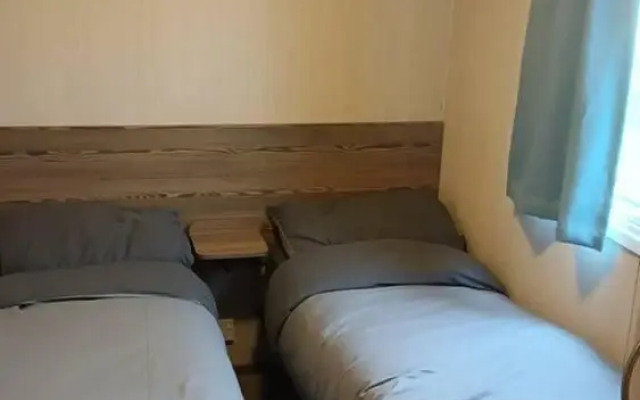 3 bed Static 12ft Caravan Home From Home Somerset