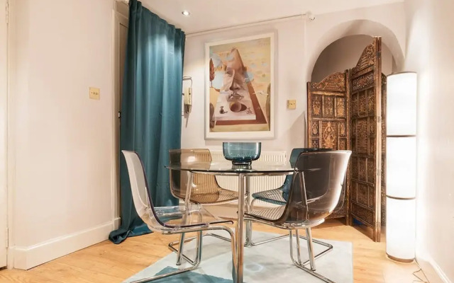 1 Bedroom Georgian Flat In New Town
