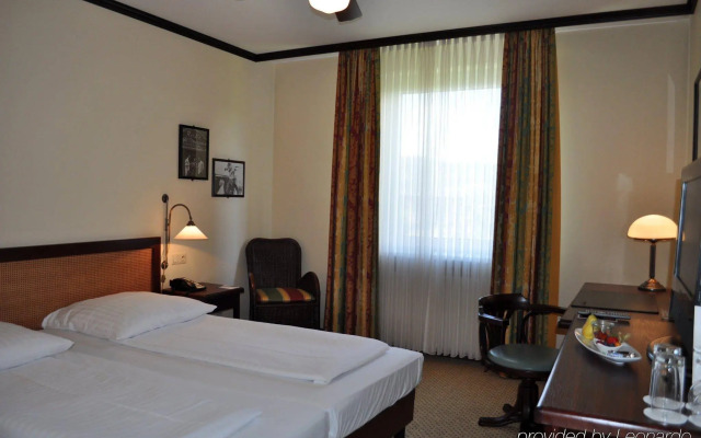 Trans World Hotel Donauwelle