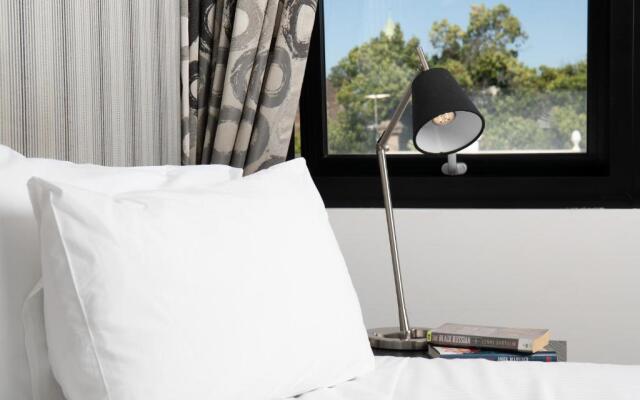 Comfort Hotel East Melbourne