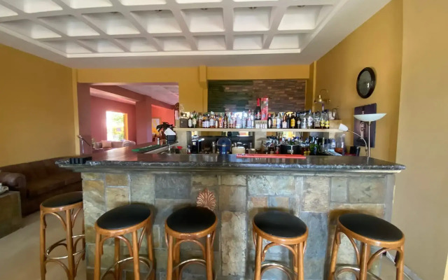 Sunrise Inn