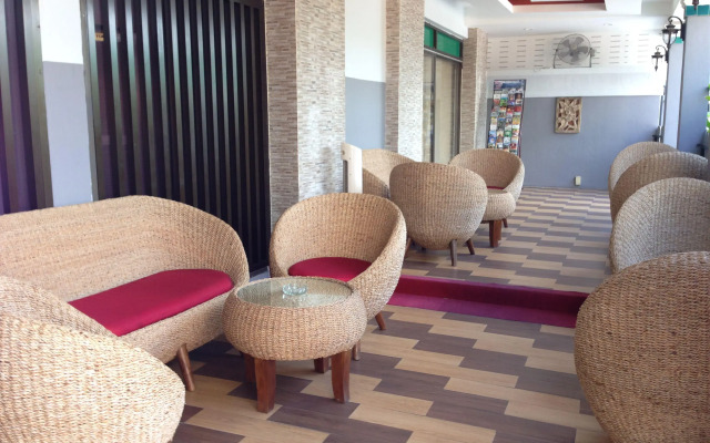 Home Place Hotel
