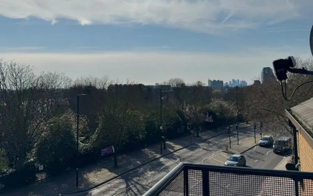 Stylish 1 bed Apartment - Sleeps 4 & Free Parking